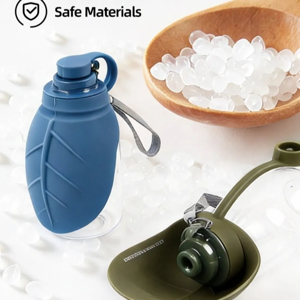 2-In-1 Leaf-shaped Pet Water Bottle 300ML Foldable Pet Water Dispenser with Lanyard Dog Outdoor Water Cup Pet Outdoor Activities