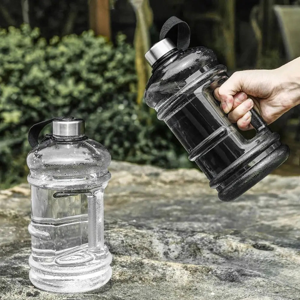 New 2L PETG Large Capacity Water Bottle Training Sports Workout Drink Bottle Shaker Bottle With Handle Outdoor Gym Gallon Bottle