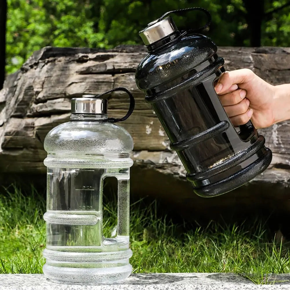 New 2L PETG Large Capacity Water Bottle Training Sports Workout Drink Bottle Shaker Bottle With Handle Outdoor Gym Gallon Bottle