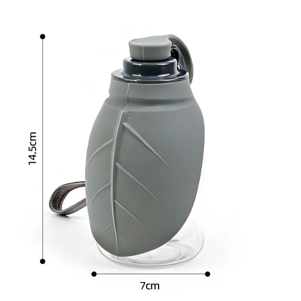 2-In-1 Leaf-shaped Pet Water Bottle 300ML Foldable Pet Water Dispenser with Lanyard Dog Outdoor Water Cup Pet Outdoor Activities