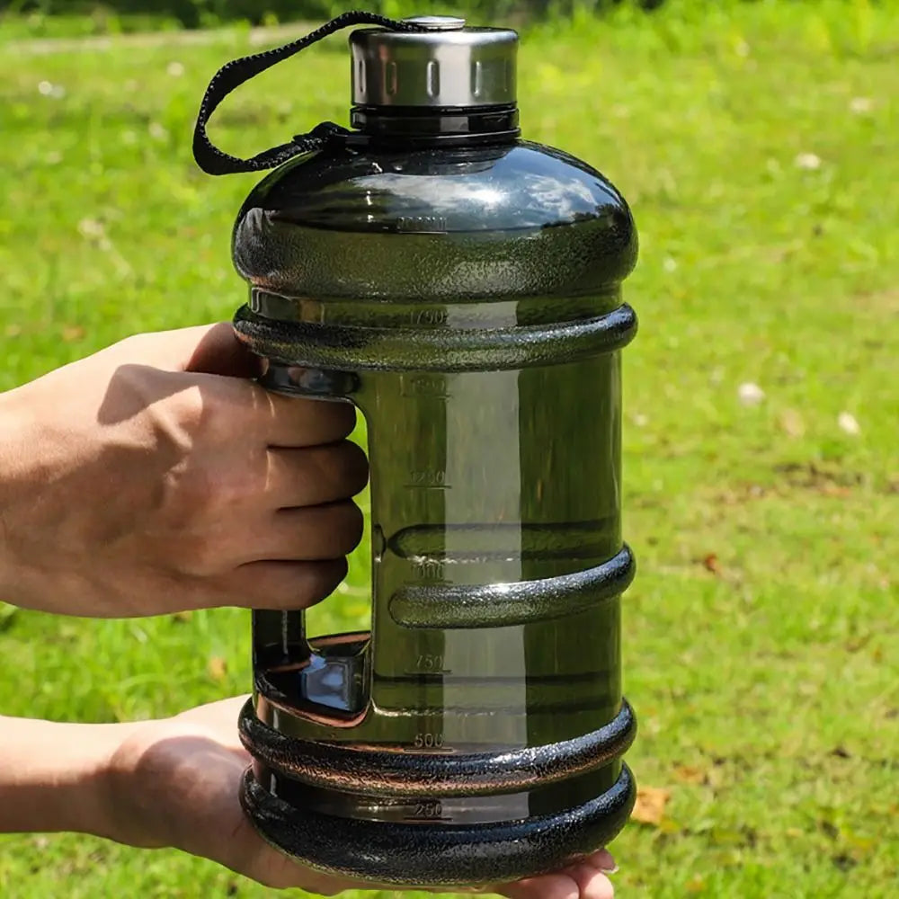 New 2L PETG Large Capacity Water Bottle Training Sports Workout Drink Bottle Shaker Bottle With Handle Outdoor Gym Gallon Bottle