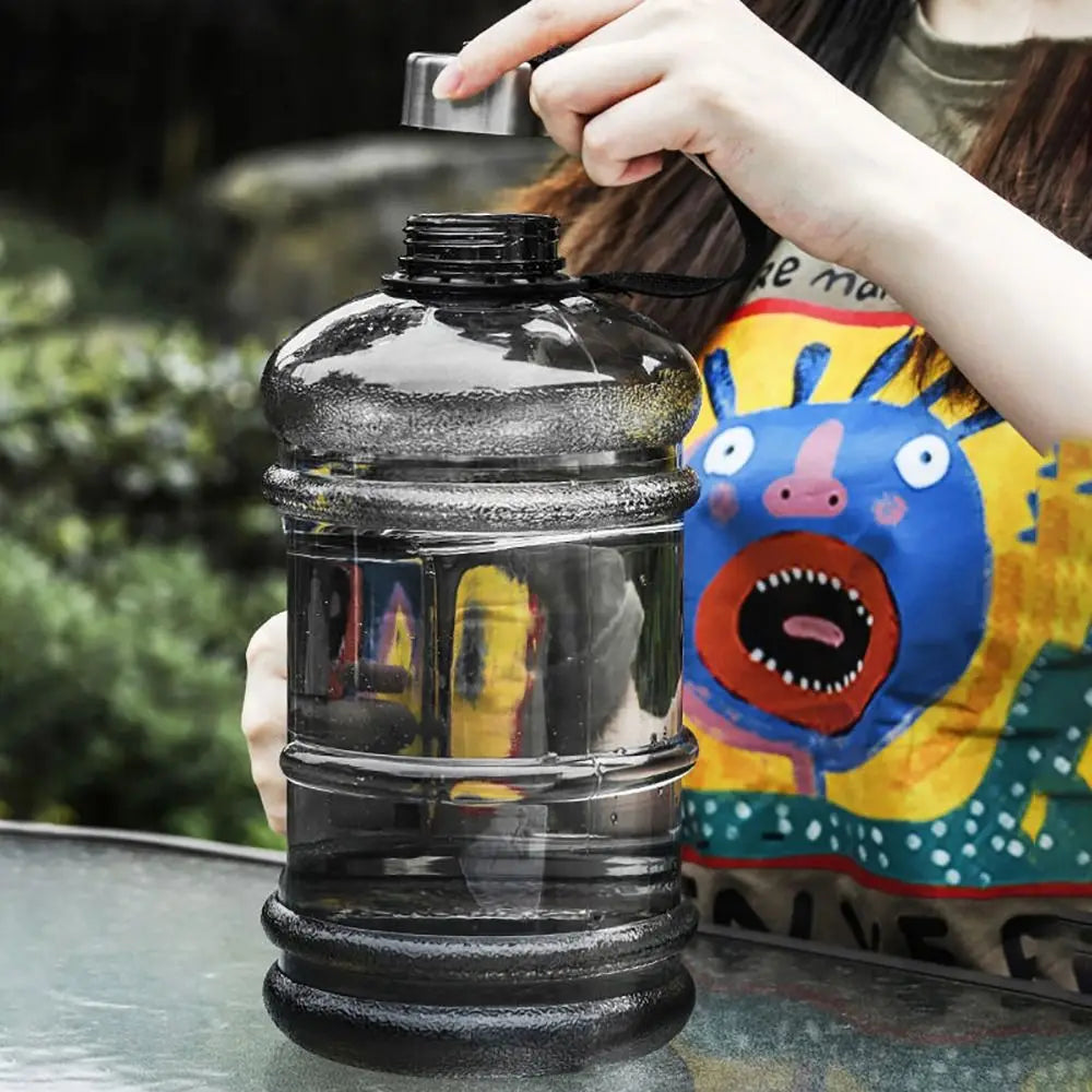 New 2L PETG Large Capacity Water Bottle Training Sports Workout Drink Bottle Shaker Bottle With Handle Outdoor Gym Gallon Bottle
